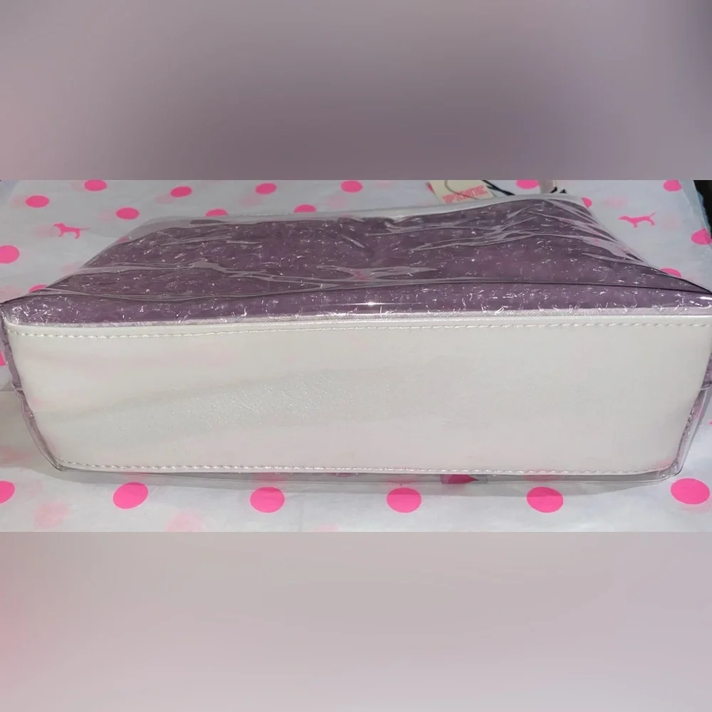 NWT Victoria’s Secret Pink makeup case cosmetic bag beauty bag travel case heart